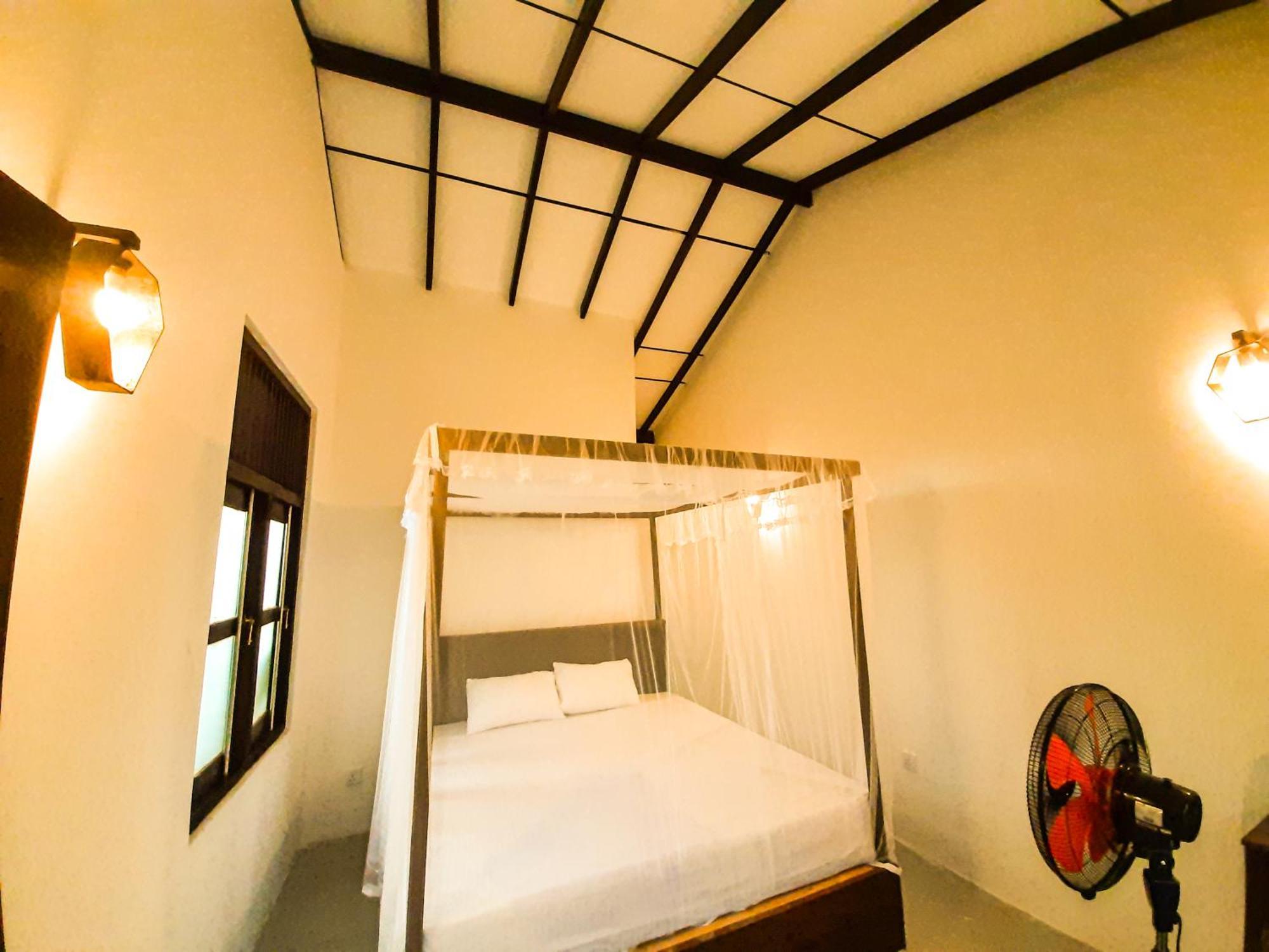 Hotel The Pepper Street Weligama Esterno foto